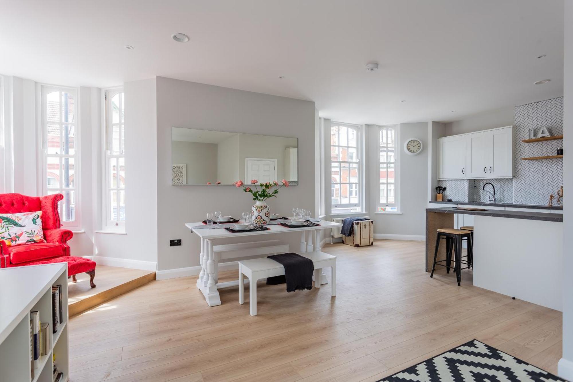 2 Bedroom Apartments With Sofa Bed In Southend Eksteriør billede