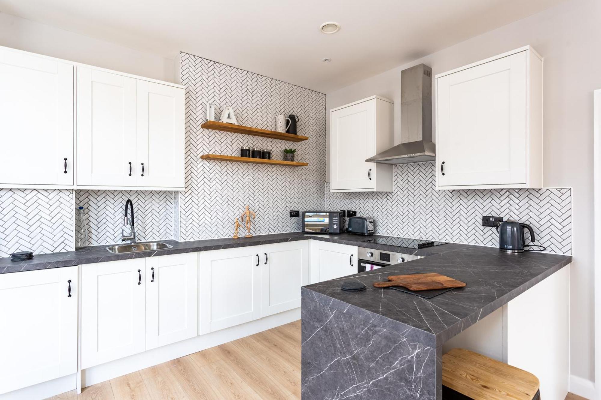 2 Bedroom Apartments With Sofa Bed In Southend Eksteriør billede