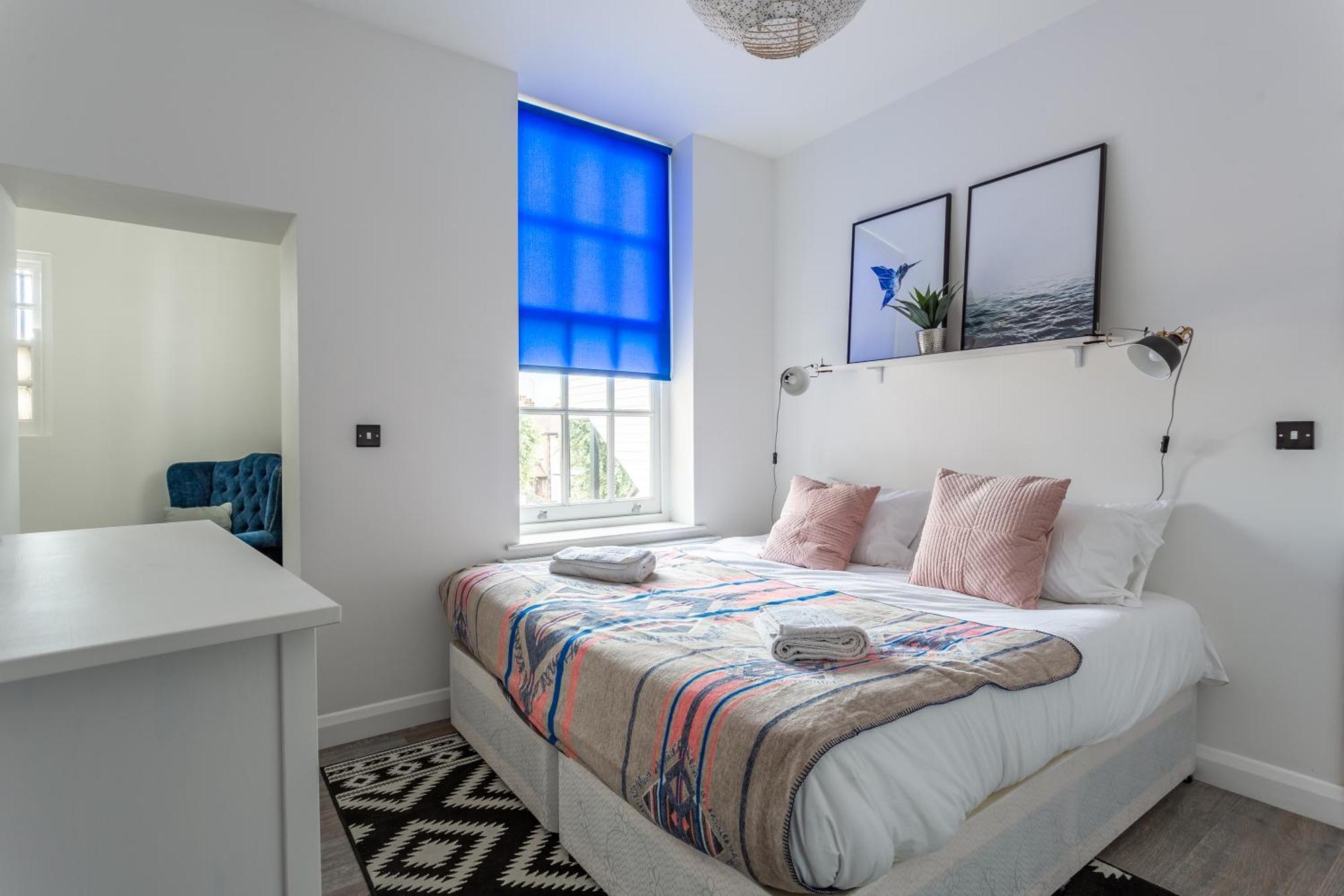 2 Bedroom Apartments With Sofa Bed In Southend Eksteriør billede